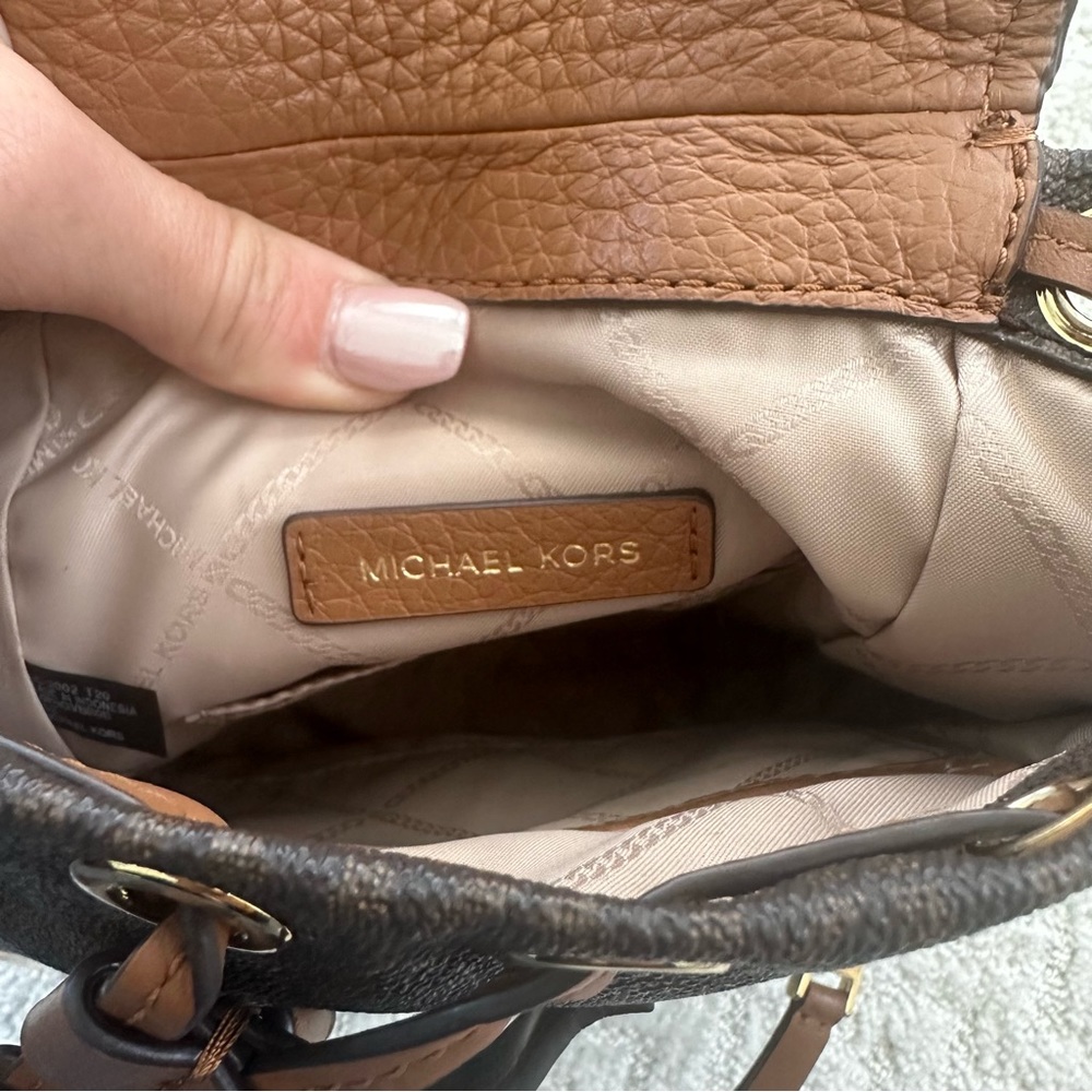 Michael Kors Mini Bag - image 4